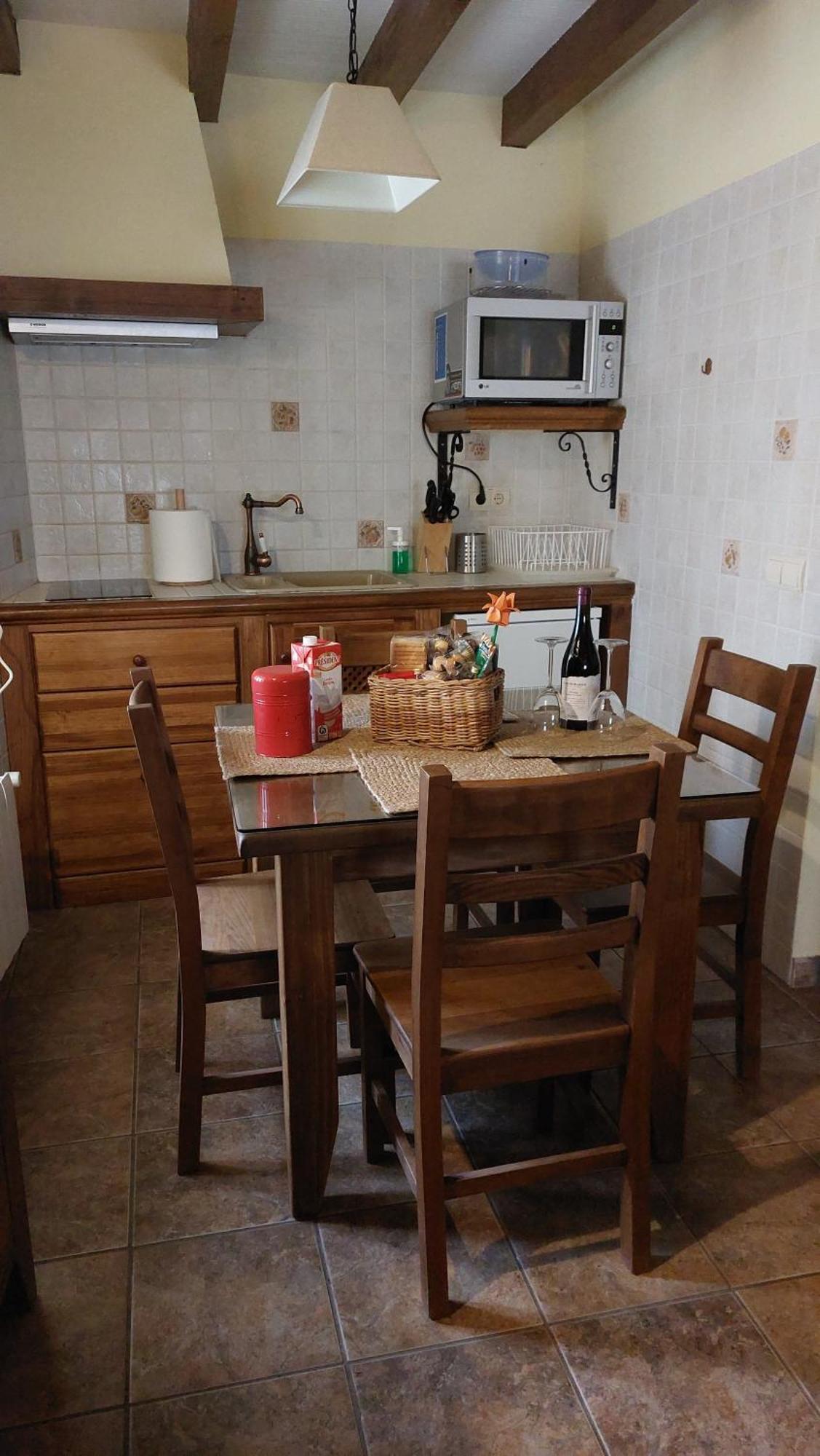 Villa El Tinao De La Hiruela Esterno foto